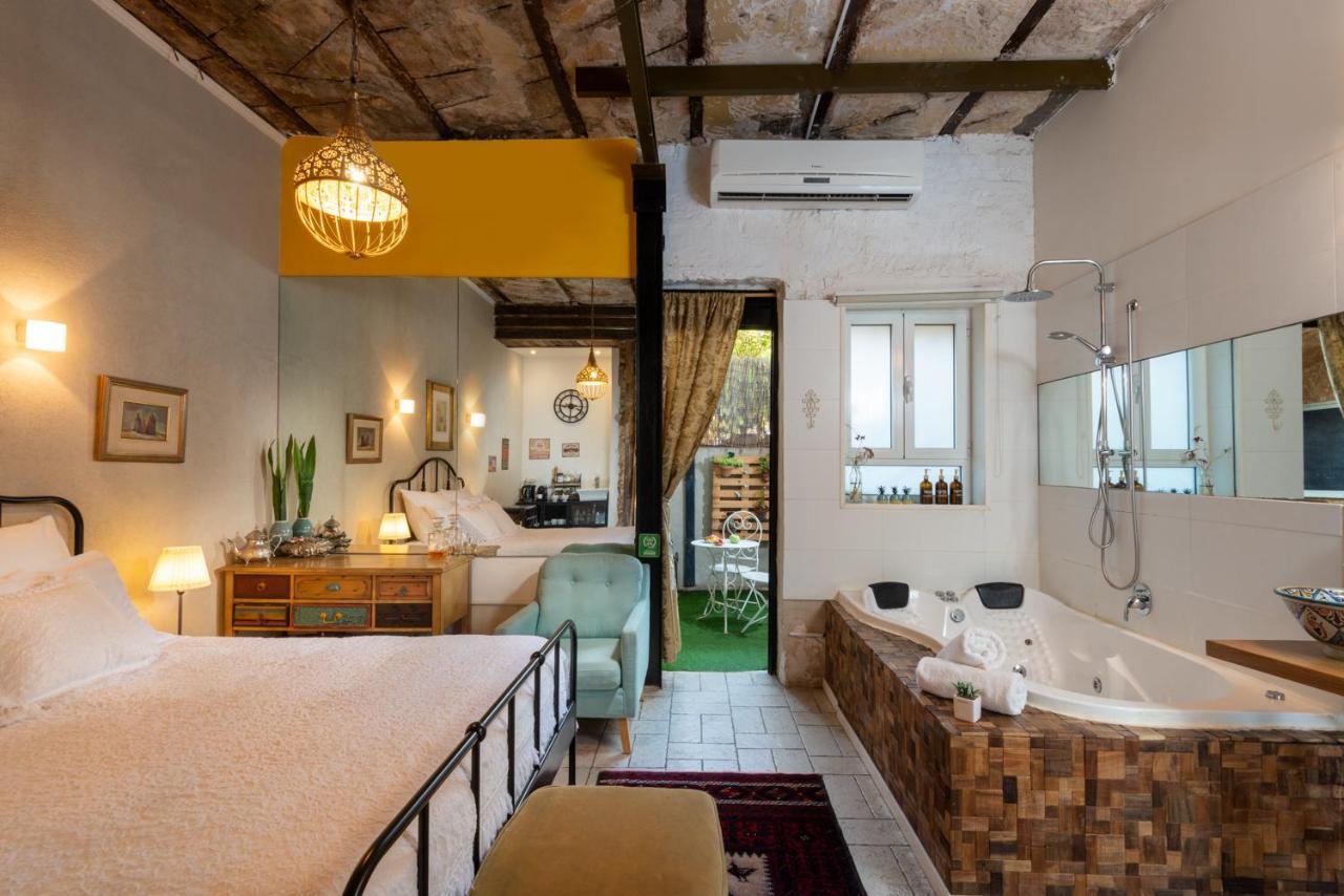 Trieste Neve Tzedek Boutique Suites Tel Aviv Exterior photo