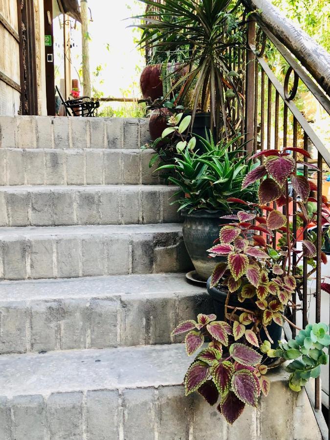 Trieste Neve Tzedek Boutique Suites Tel Aviv Exterior photo