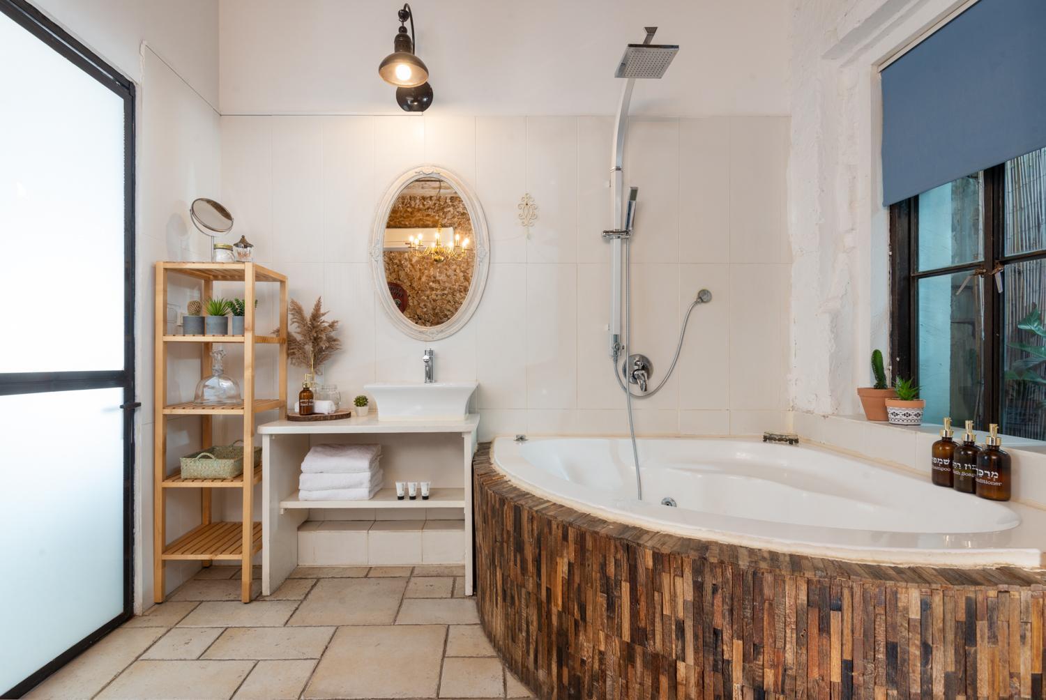 Trieste Neve Tzedek Boutique Suites Tel Aviv Exterior photo